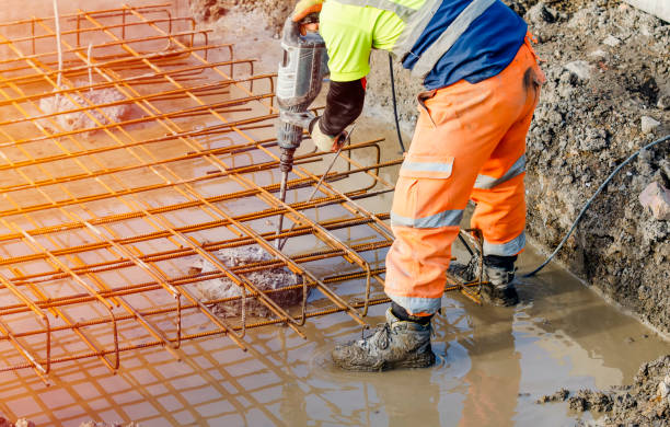 Best Concrete Contractor Near Me  in Wellston, OH